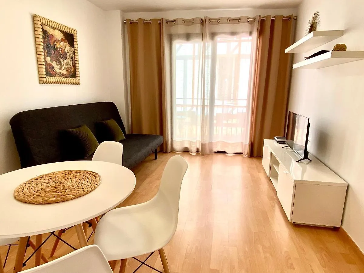 Apartamento Acogedor En El Centro De Cambrils contacts